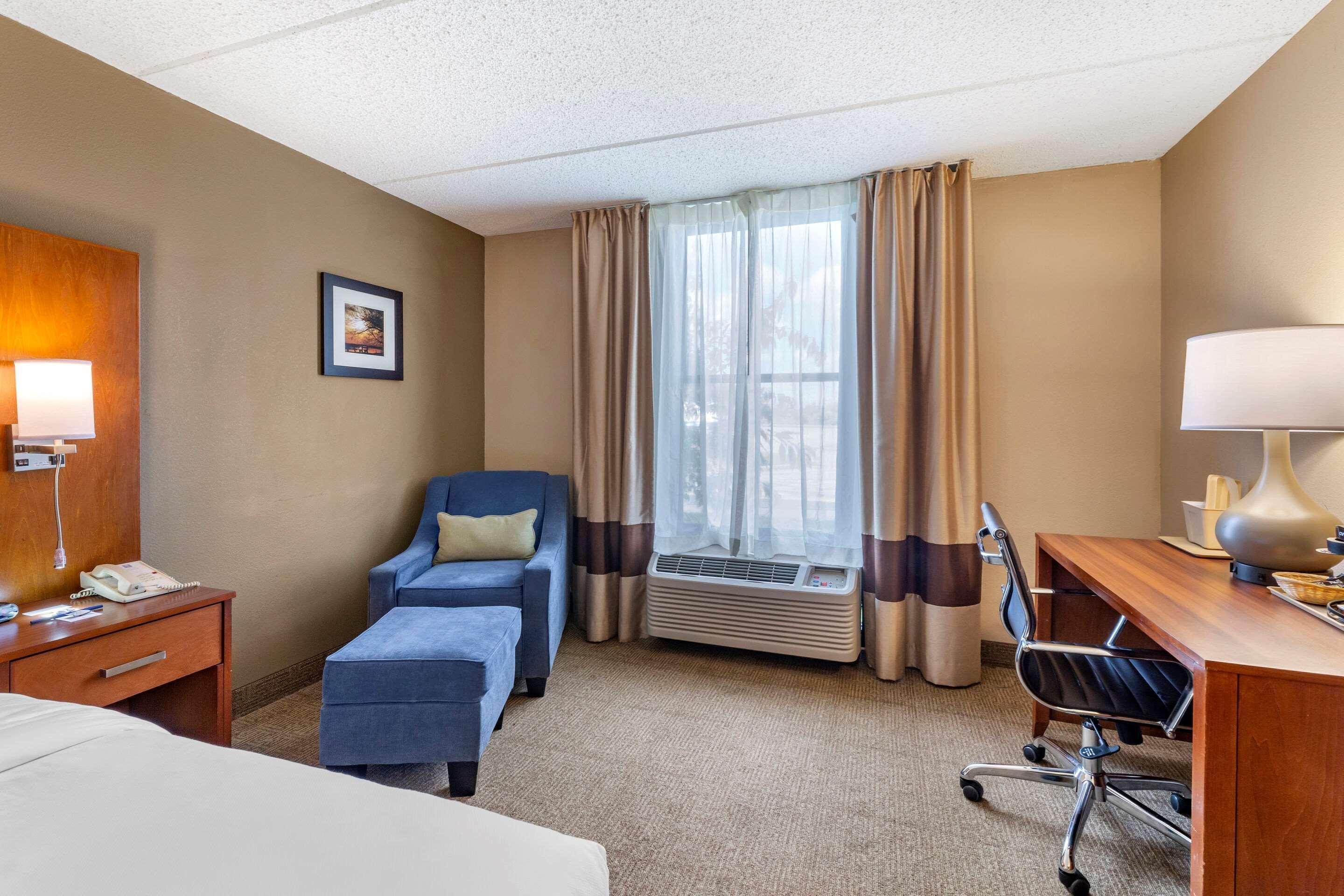 Comfort Inn Alliance Buitenkant foto