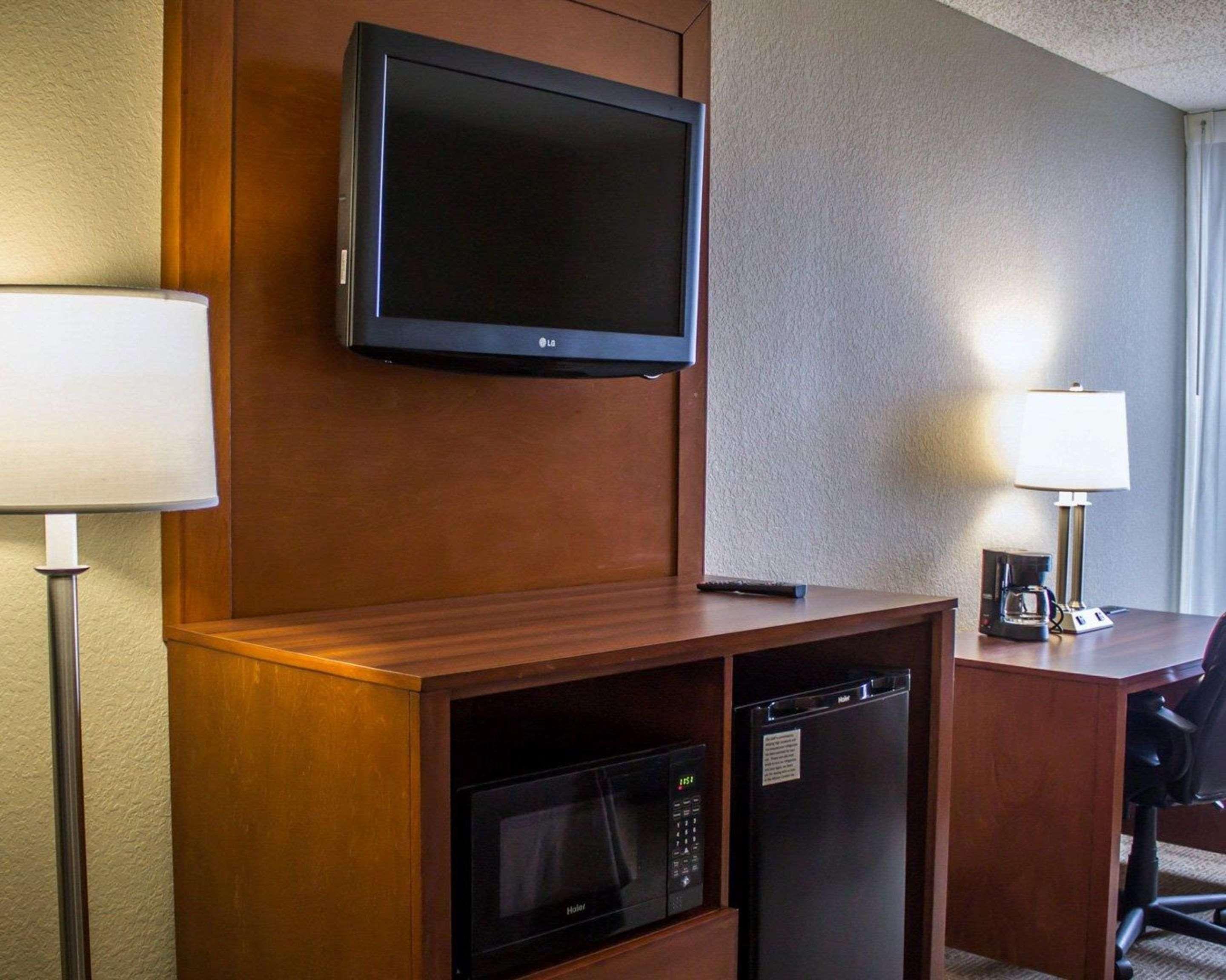 Comfort Inn Alliance Buitenkant foto