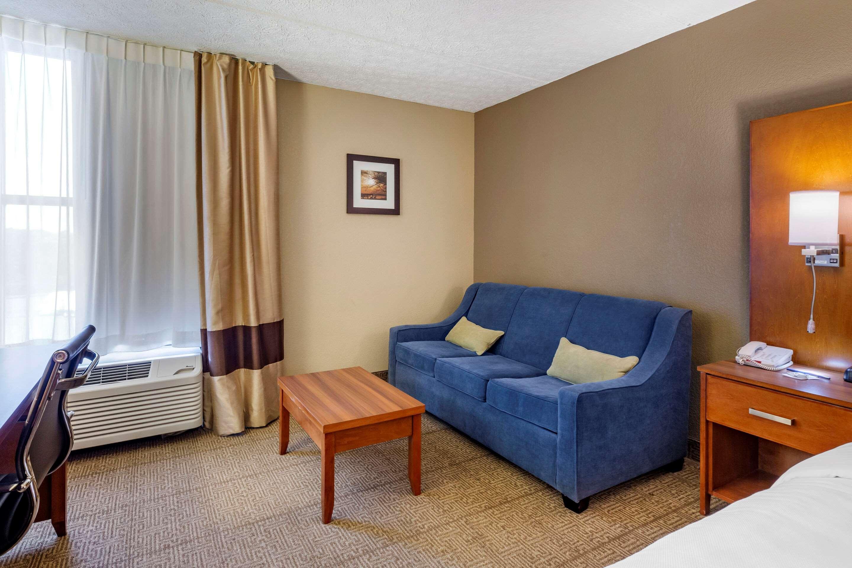 Comfort Inn Alliance Buitenkant foto