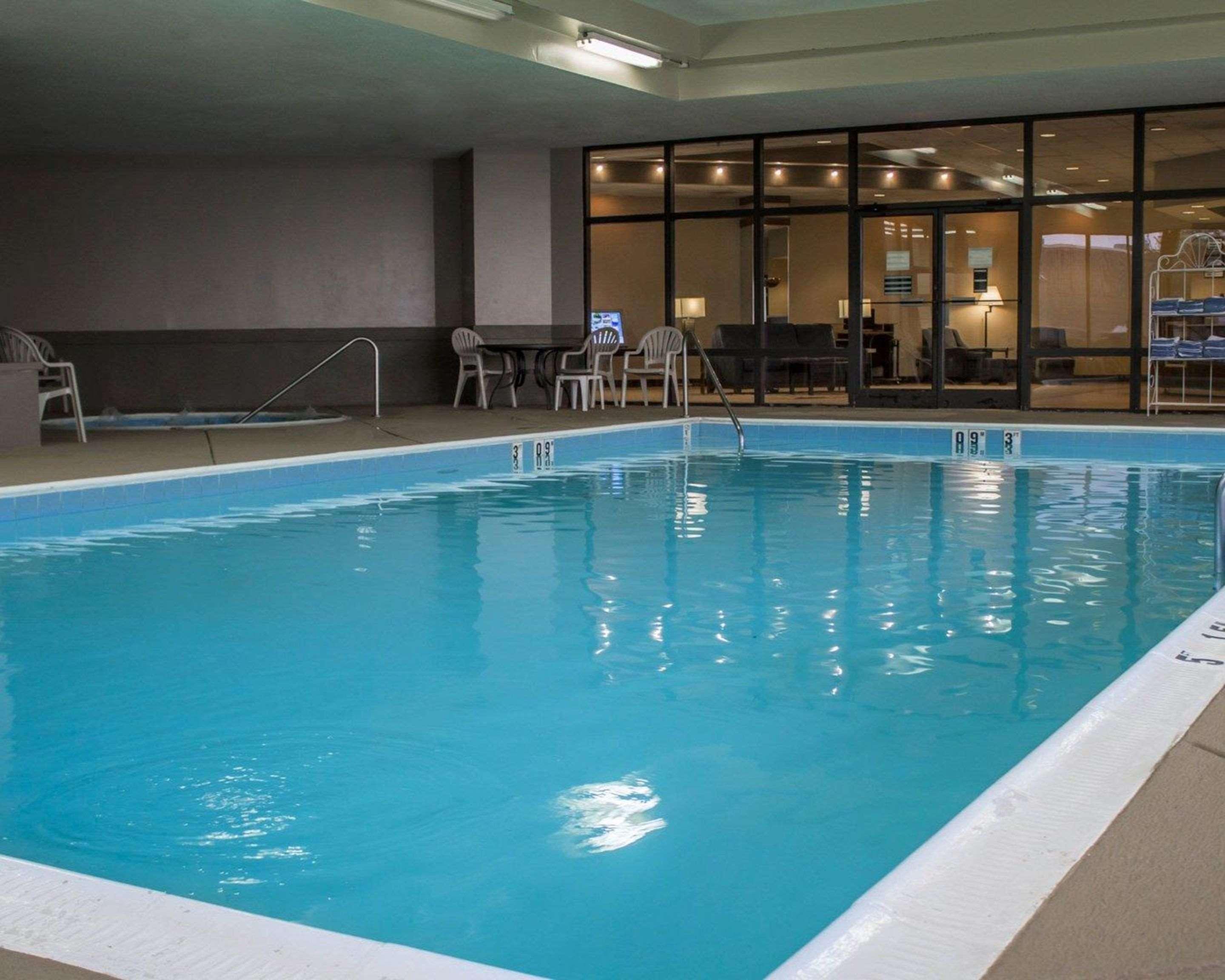 Comfort Inn Alliance Buitenkant foto